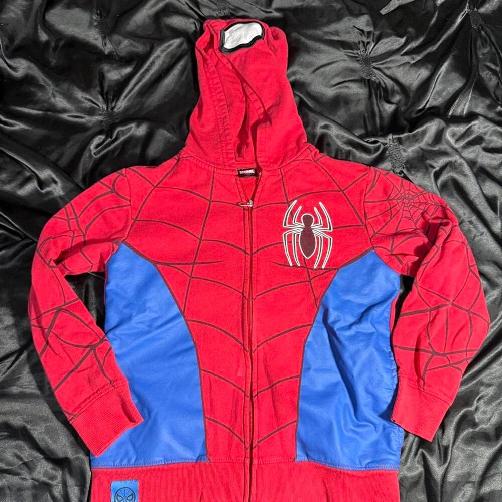 Marvel spider man red and blue